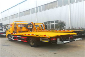 翁源附近拖车救援搭电